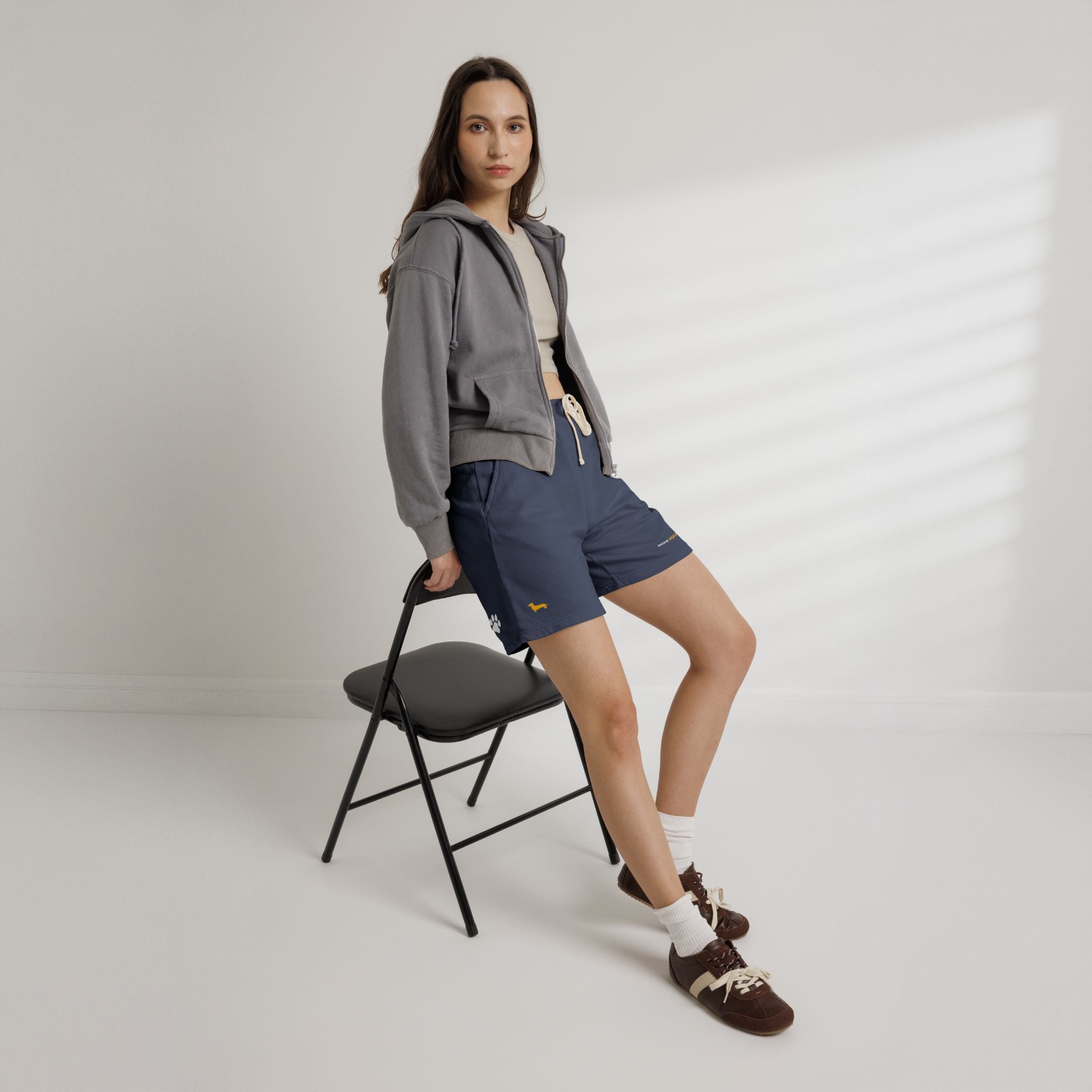 Unisex Garment-Dyed Lightweight Fleece Sweat Shorts / Paws Back
