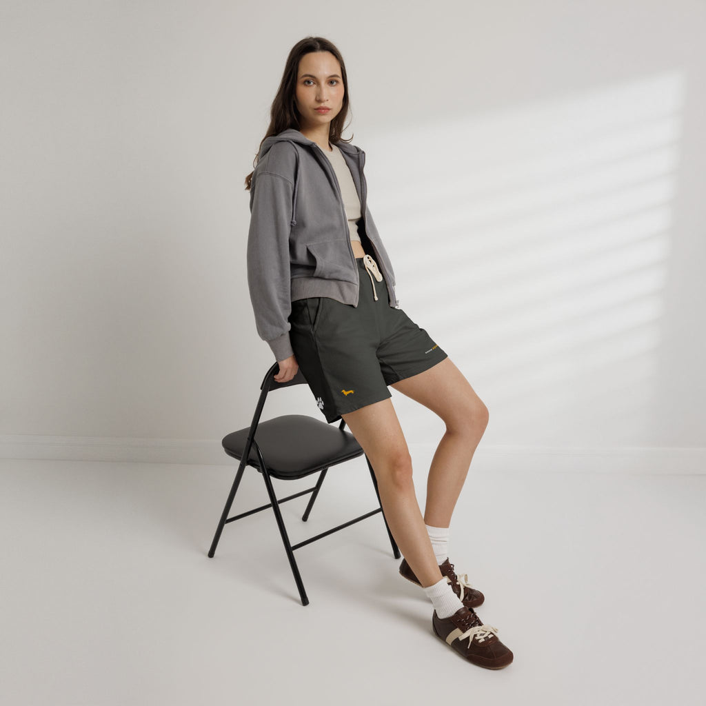 Unisex Garment-Dyed Lightweight Fleece Sweat Shorts / Paws Back
