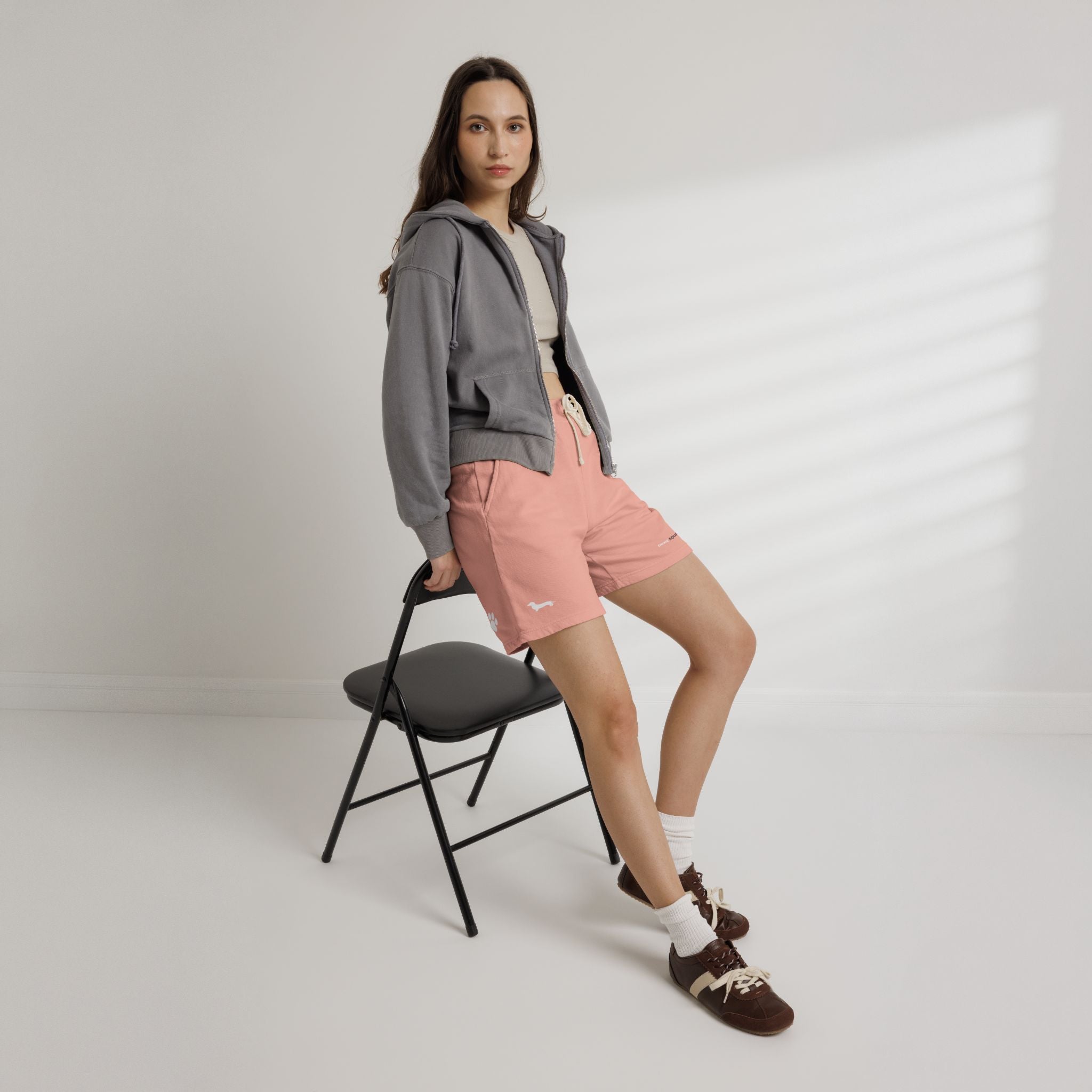 Unisex Garment-Dyed Lightweight Fleece Sweat Shorts / Paws Back