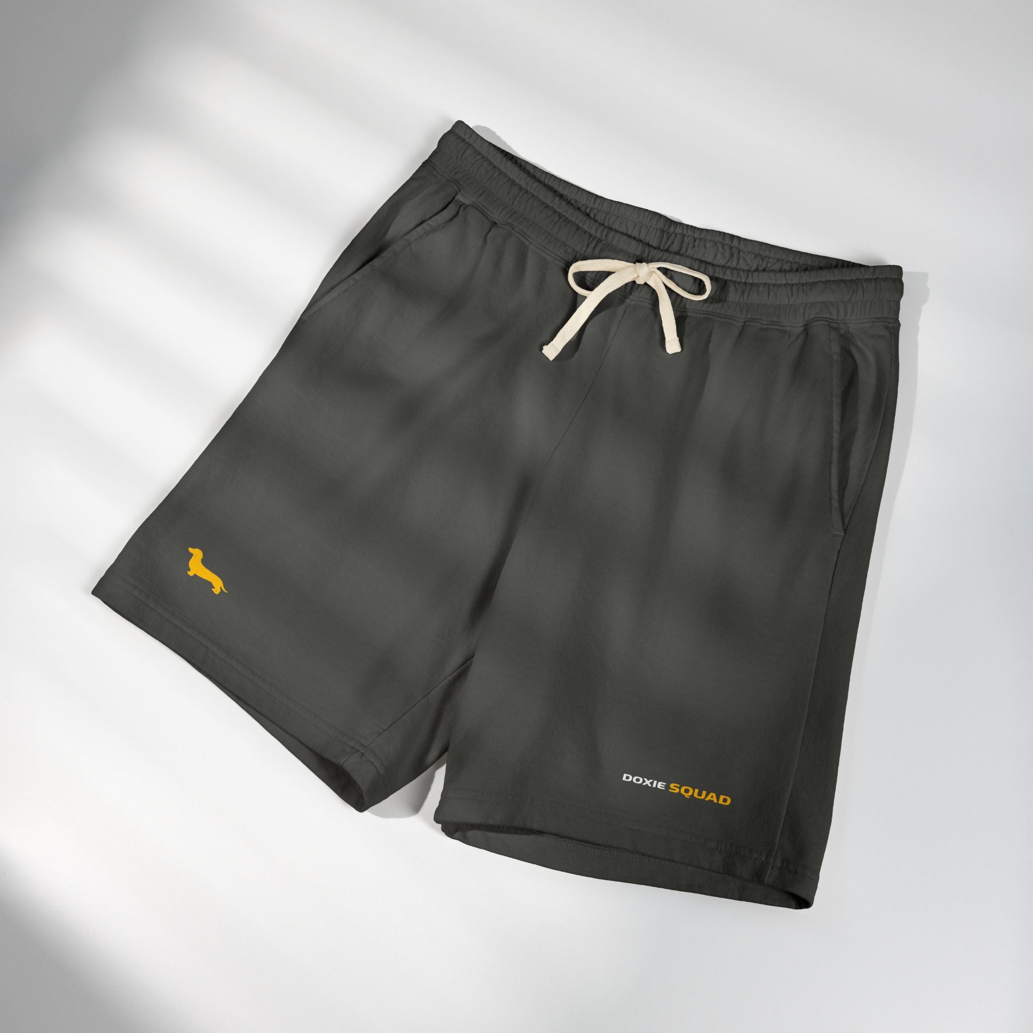 Unisex Garment-Dyed Lightweight Fleece Sweat Shorts / Paws Back