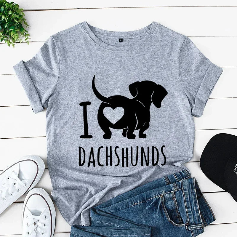 Dachshund Mom Oversized T-Shirt – Soft & Comfortable Tee for Proud Dachshund Lovers