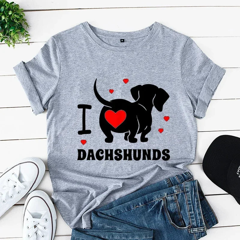 Dachshund Mom Oversized T-Shirt – Soft & Comfortable Tee for Proud Dachshund Lovers