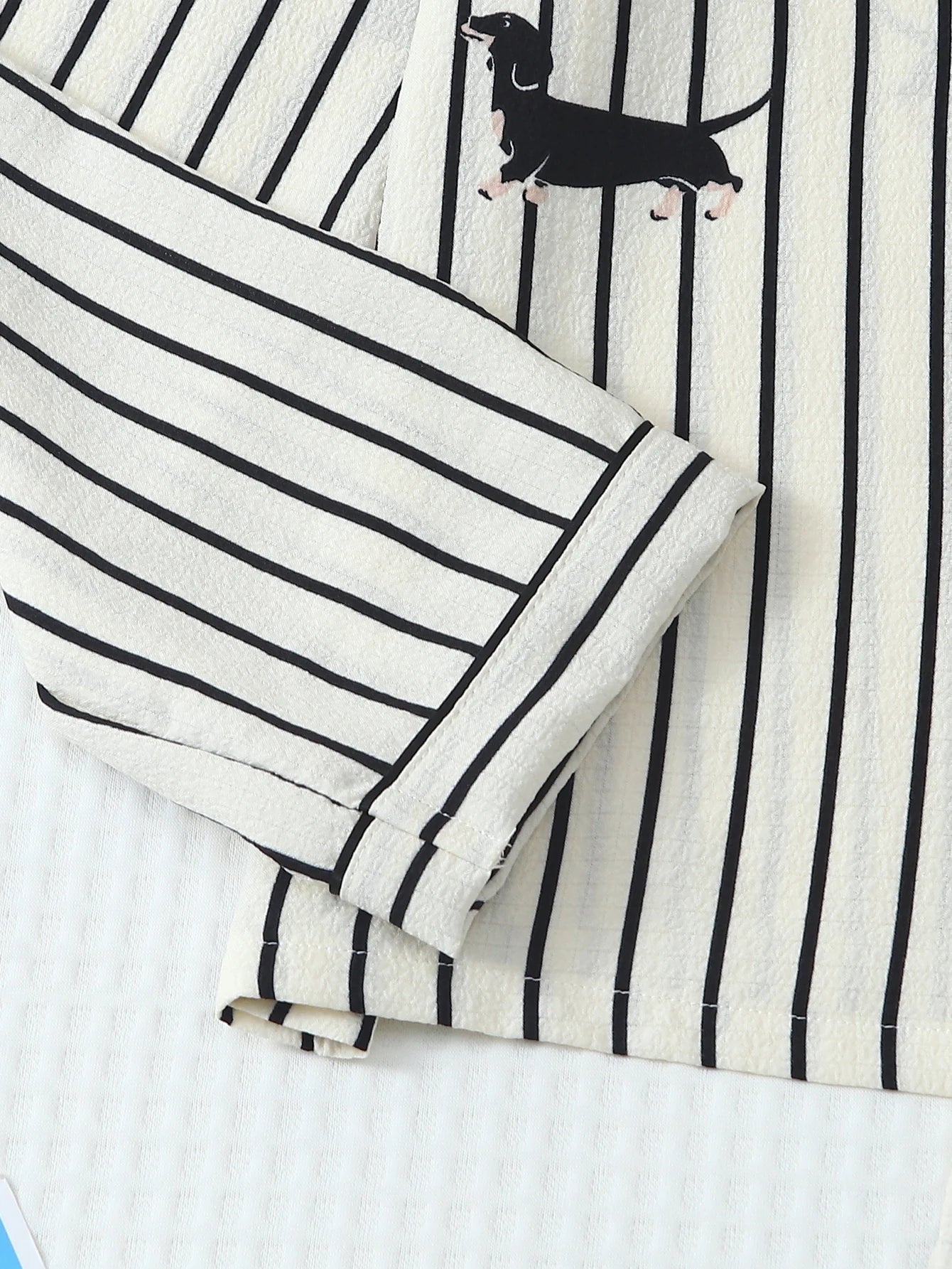Two-Piece Women's Striped Dachshund Print Pajama Set with Long-Sleeved Button-Down Lapel Top and Long Pants, Casual Sleepwear Loungewear Set Suitable for Home Use