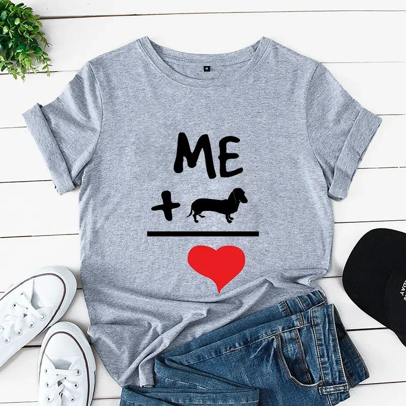 Dachshund Mom Oversized T-Shirt – Soft & Comfortable Tee for Proud Dachshund Lovers