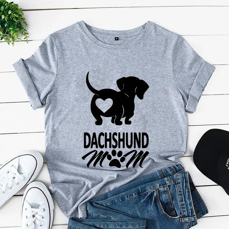 Dachshund Mom Oversized T-Shirt – Soft & Comfortable Tee for Proud Dachshund Lovers