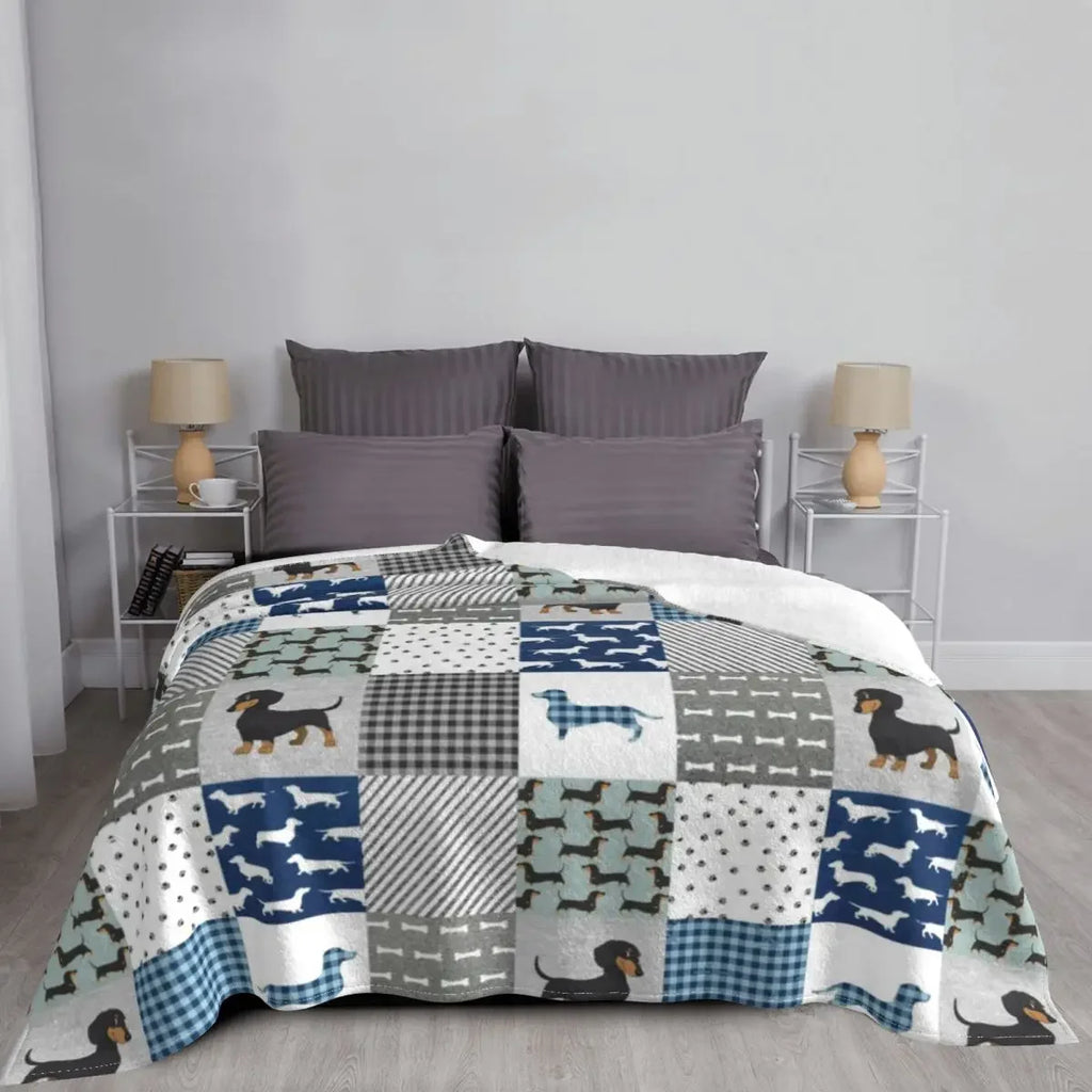 Dachshund Cozy Blanket™ | Ultra-Soft Flannel Throw for Sausage Dog Lovers