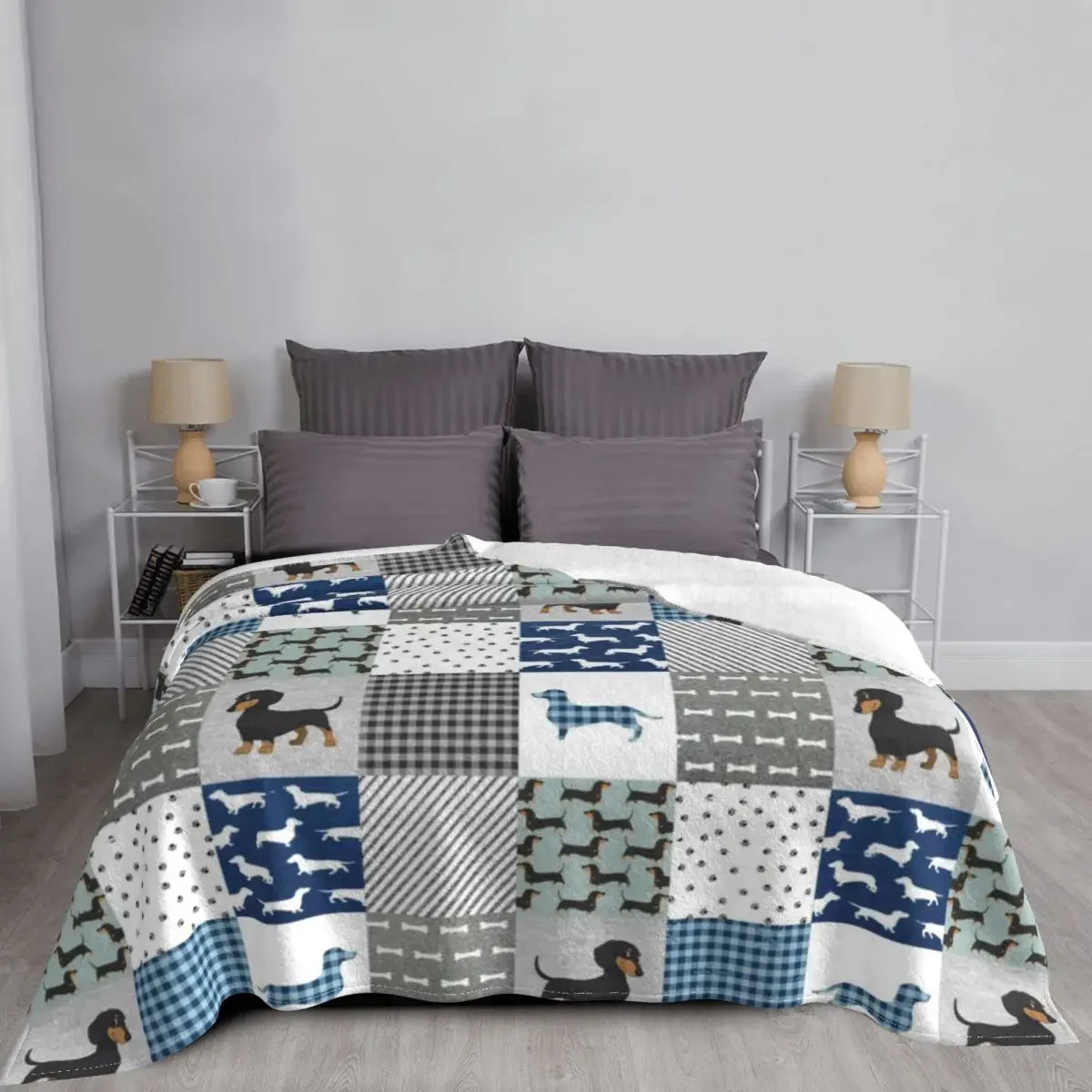 Dachshund Cozy Blanket™ | Ultra-Soft Flannel Throw for Sausage Dog Lovers