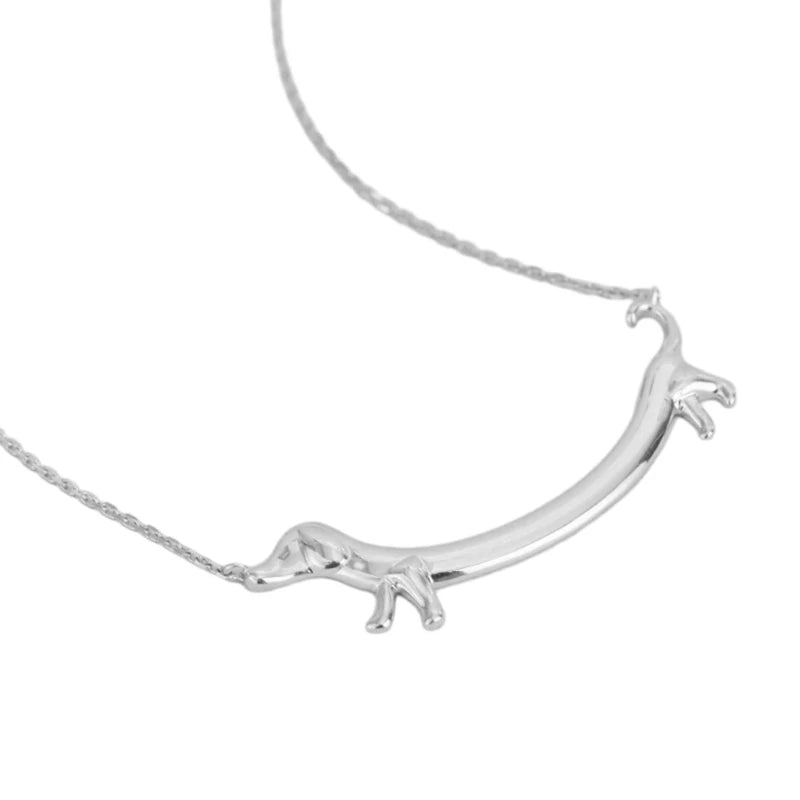 Adjustable Dachshund Pendant Necklace – Elegant Dog Lover Necklace in Gold or Silver