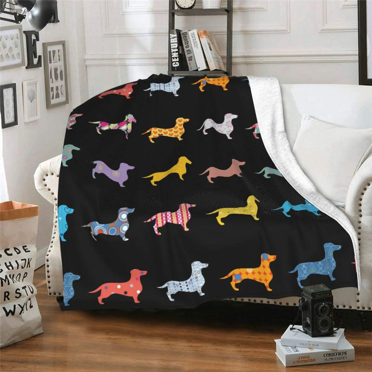 Dachshund Cuddle Blanket™ – Ultra-Soft Flannel Throw for Sausage Dog Lovers
